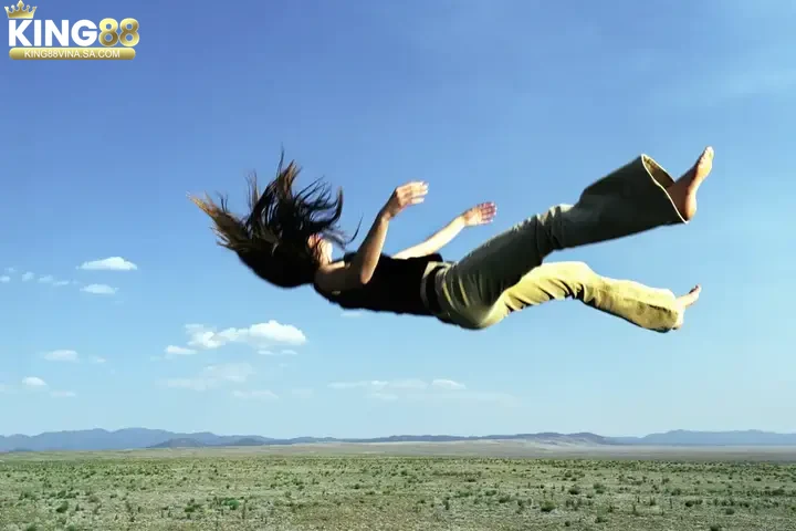 ung-dung-giac-mo-thay-nga-trong-ca-cuoc-va-xo-so-tai-king88 Ứng dụng giấc mơ thấy ngã trong cá cược và xổ số tại King88